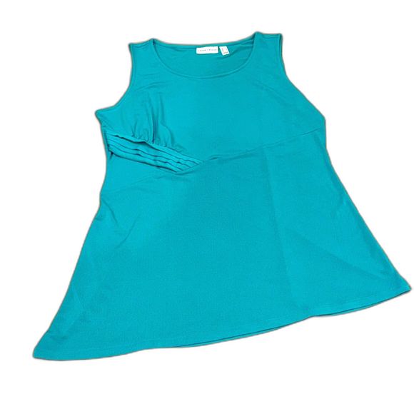 Susan Graver Tops - Susan Graver Liquid Knit Sleeveless Tank w Asymmetrical Hem - Size M